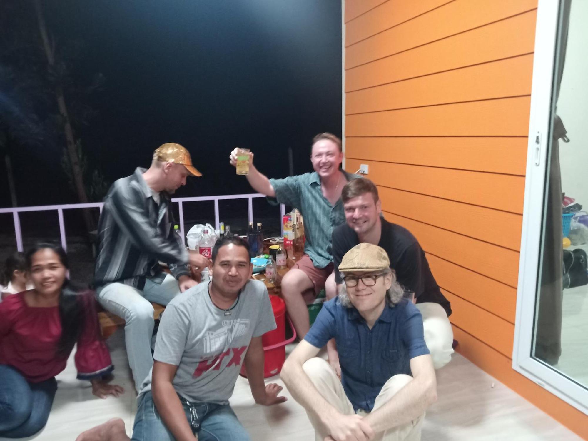 Win Gray Homestay Resort Pathiu Habitación foto
